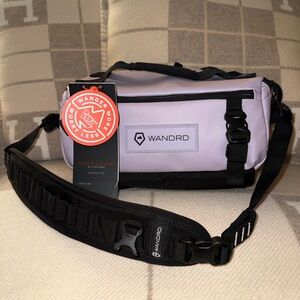 WANDRD Lilac/Purple and Black Rogue Sling 6 Liter Bag